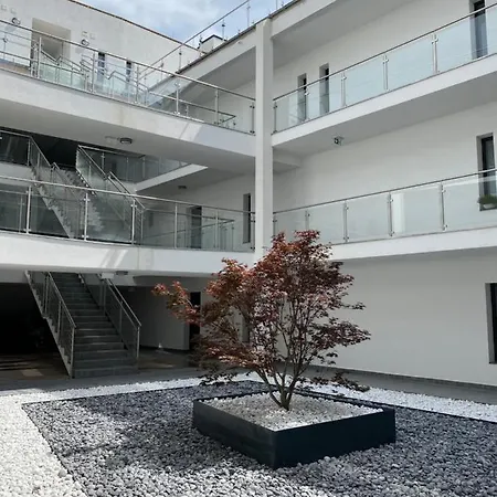 Apartamento Royal Aquamarine - Lakeside Luxury Flat At Balaton *